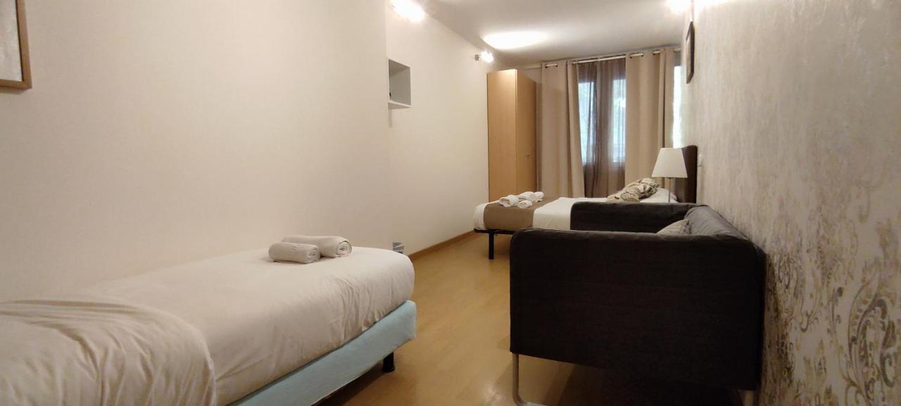 Guest House Barcelona Bruc Екстер'єр фото